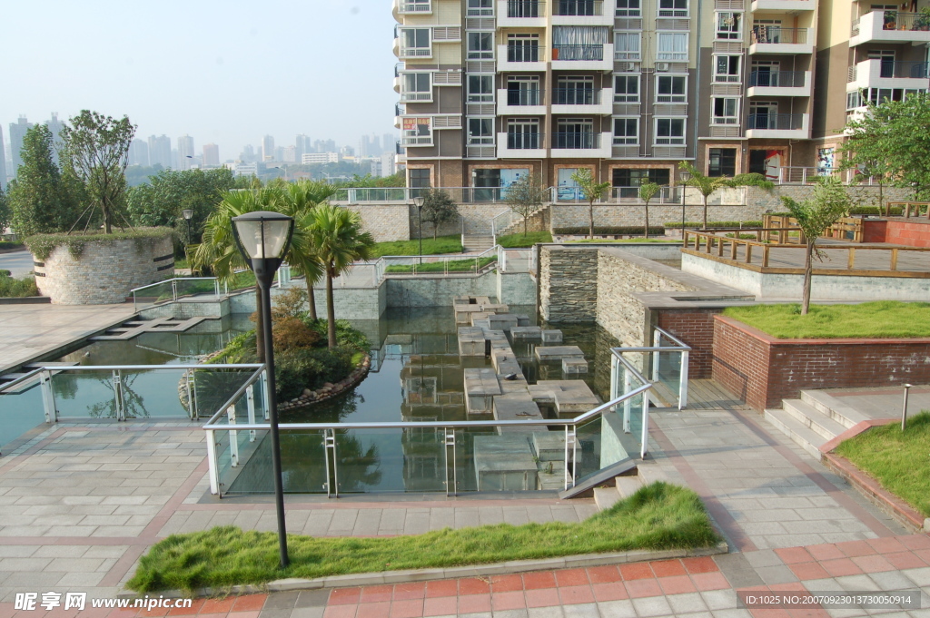 城市小區(qū)園林水景