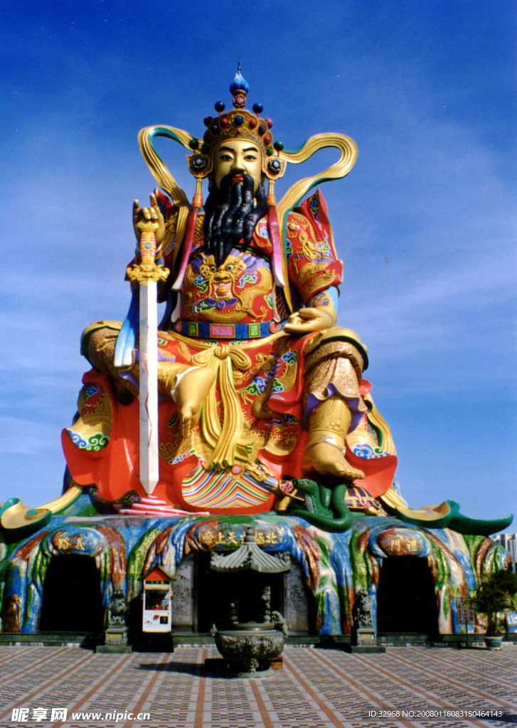 財神塑像
