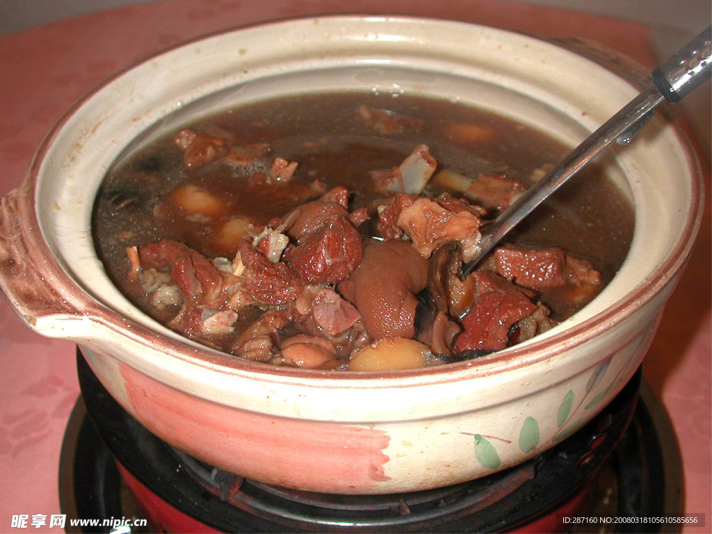 燉豬肉