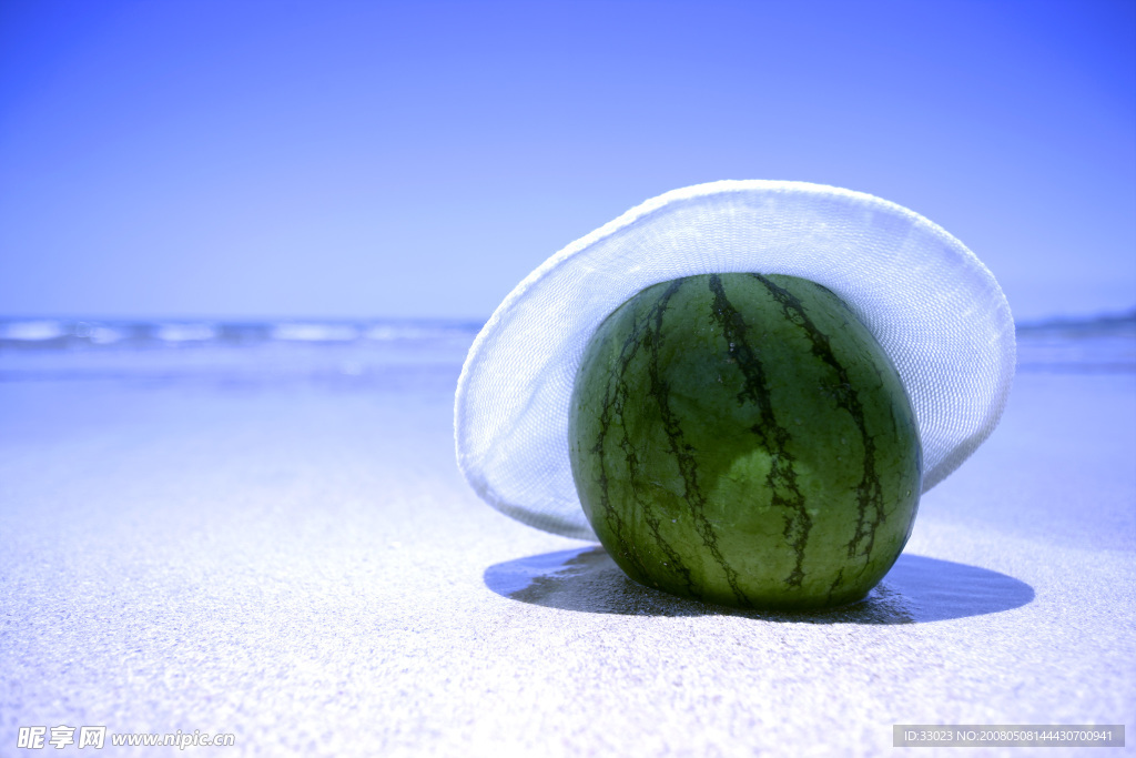 沙灘夏天西瓜
