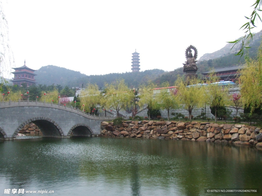 小橋柳樹(shù)