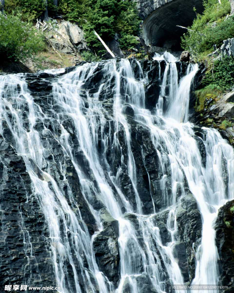 秀麗山水 瀑布美景 山澗溪流