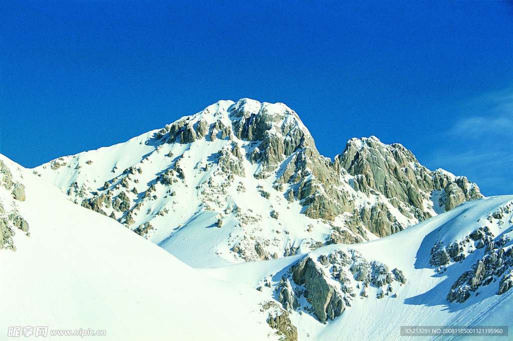 雪山風(fēng)光