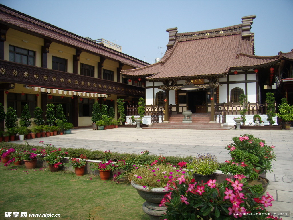 傳統東方建筑虎尾寺廟