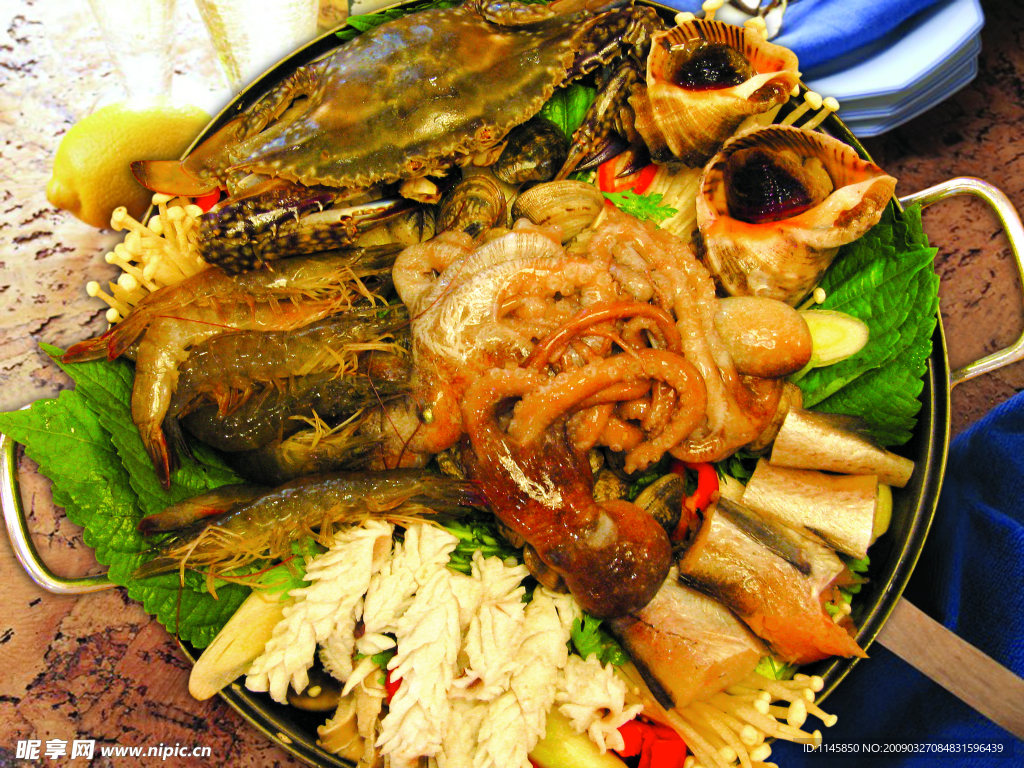 韩国海鲜大杂烩火锅