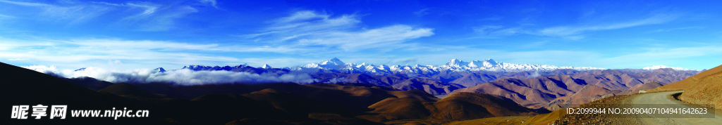 喜馬拉雅山超寬美景