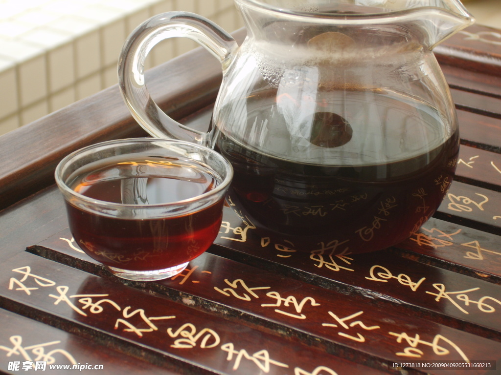 普洱茶湯