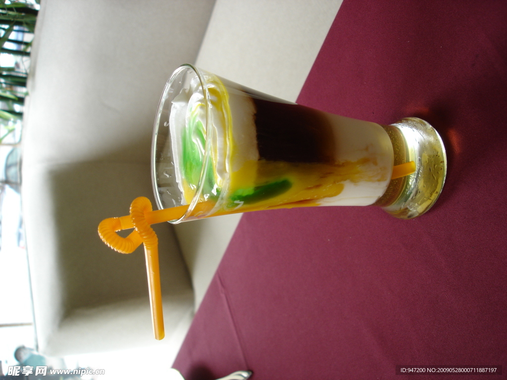 新鮮的奶茶