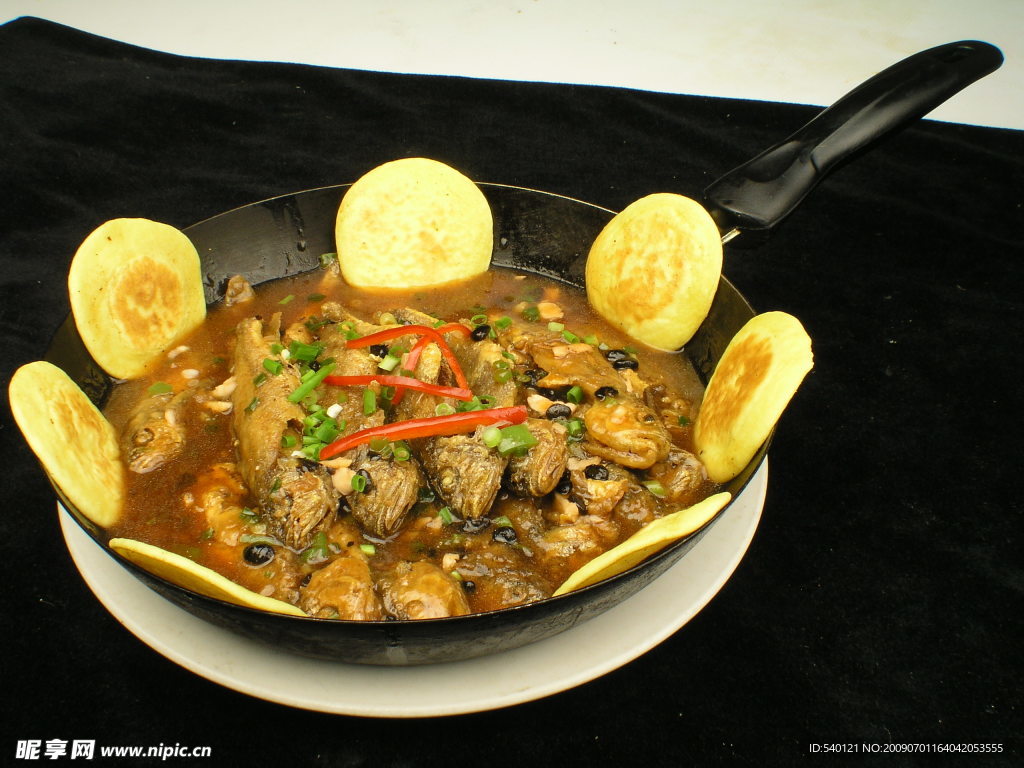 蘿卜絲燒鯽魚(yú)