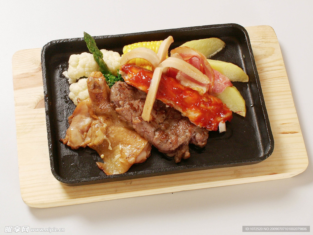 雞腿排骨套餐
