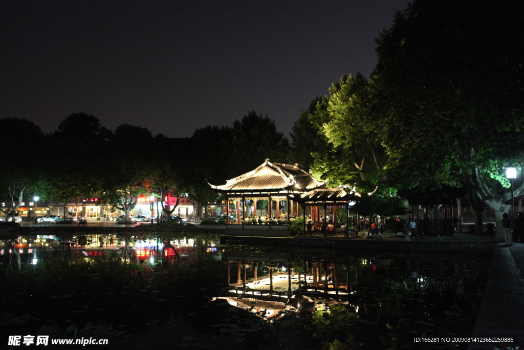 西湖夜色