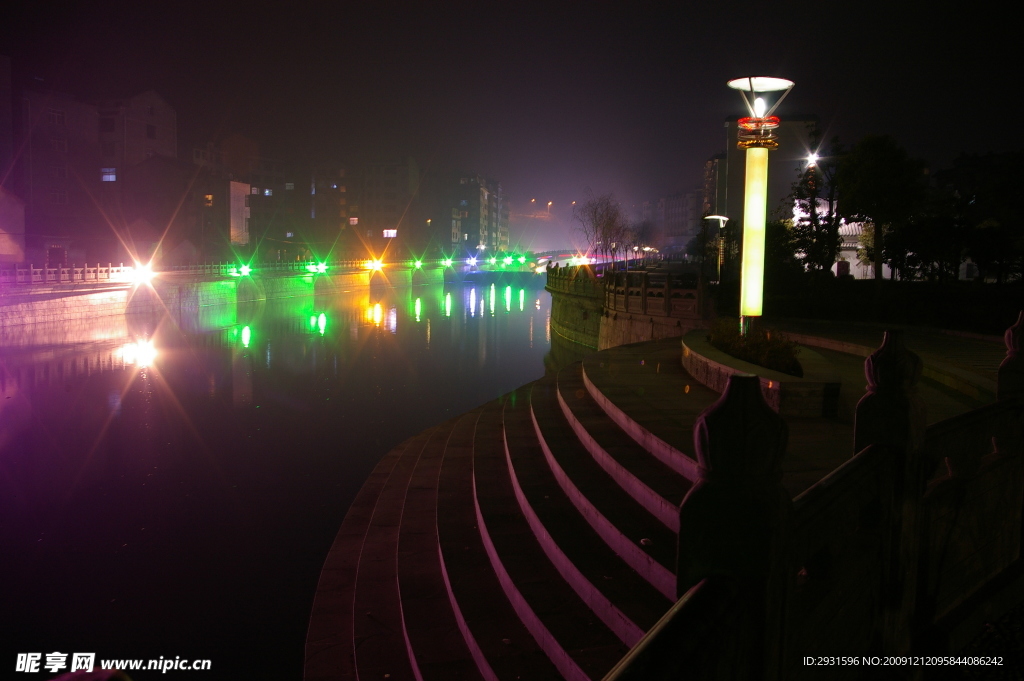 武當(dāng)山夜景