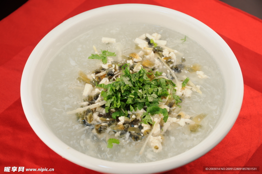 皮蛋豆腐羹
