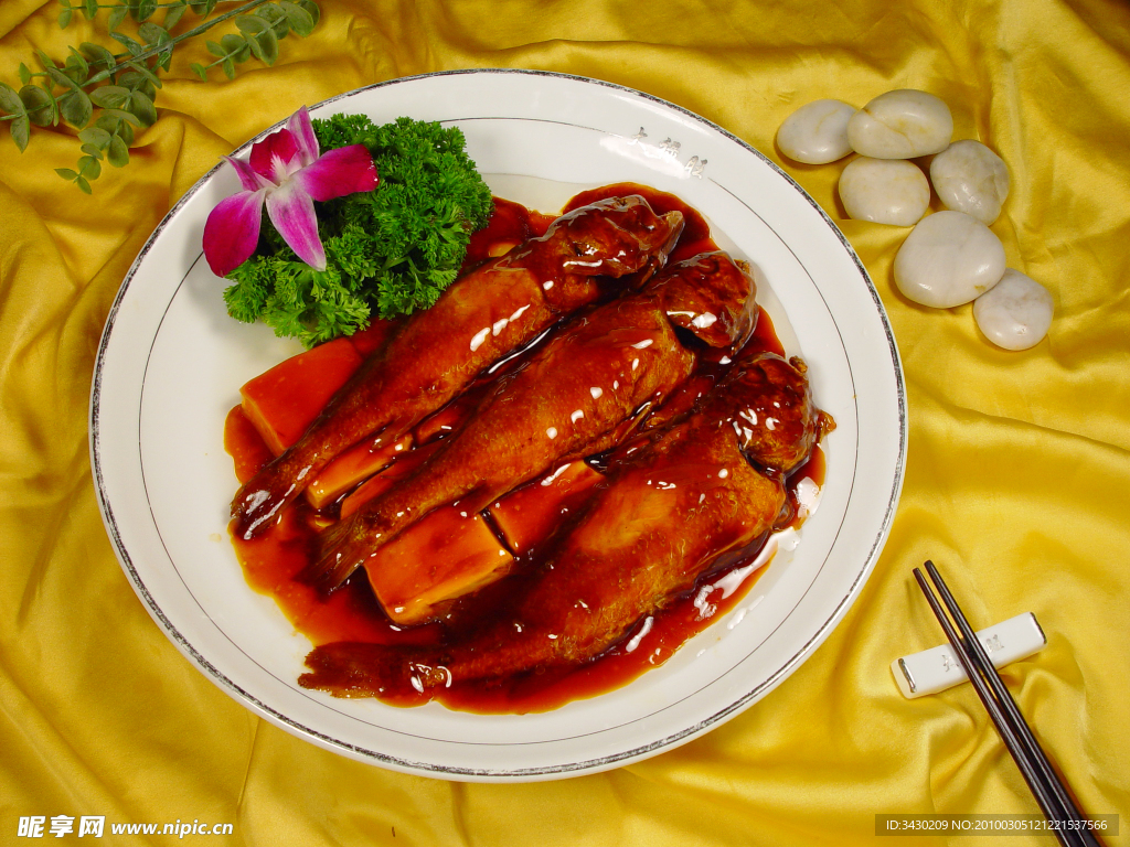 特色黃魚豆腐