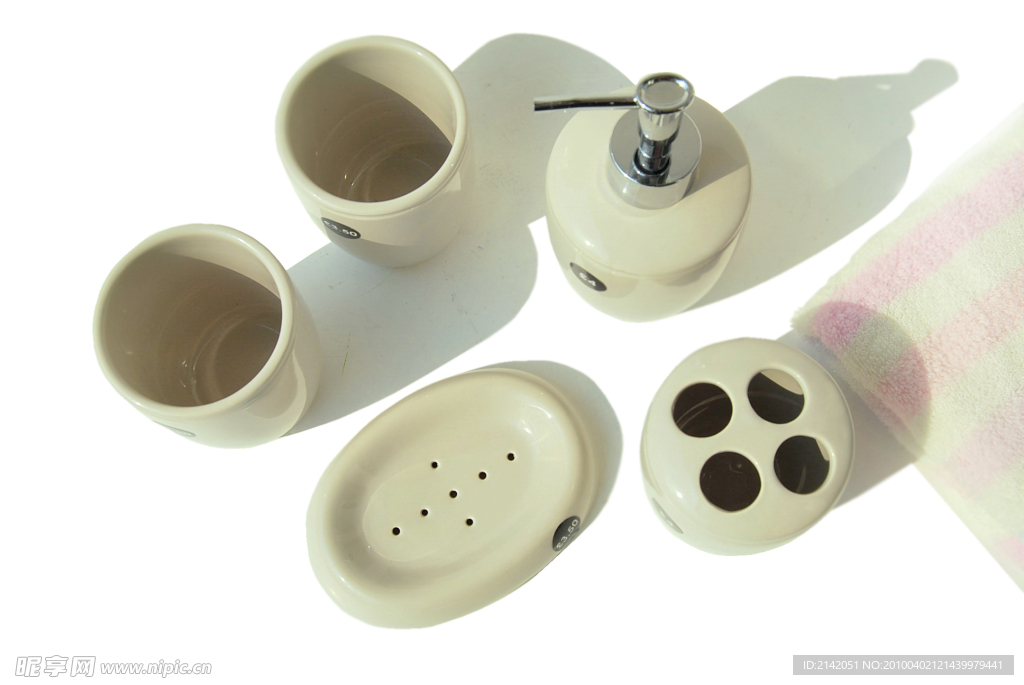 淡雅衛(wèi)浴陶瓷用品
