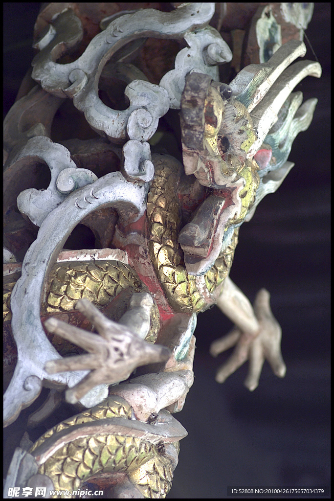 建築 石樓 石獅子 石牌 銅鈴 石柱