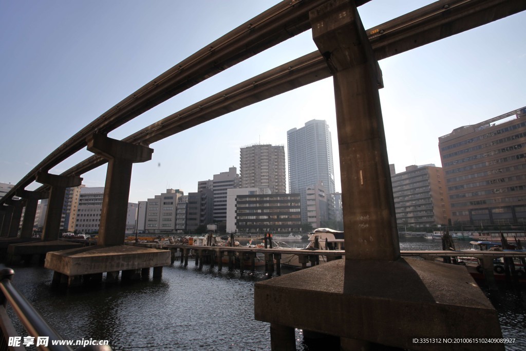 高架橋 樓 高樓 大河 天空 碼頭