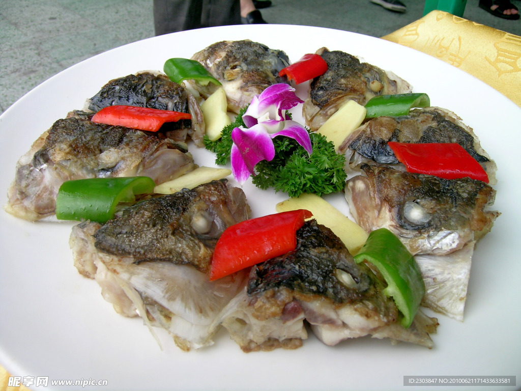 鹽焗魚面