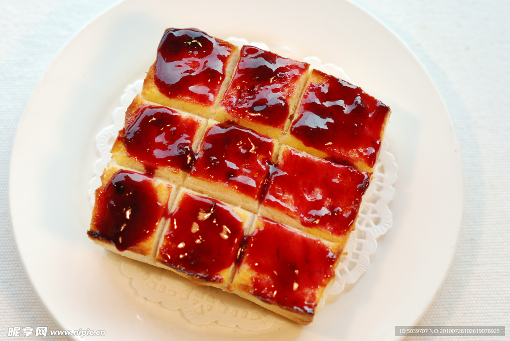 草莓 土司