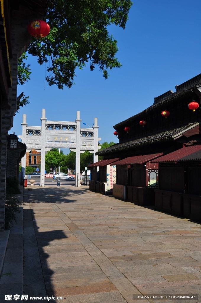 老建筑商業街