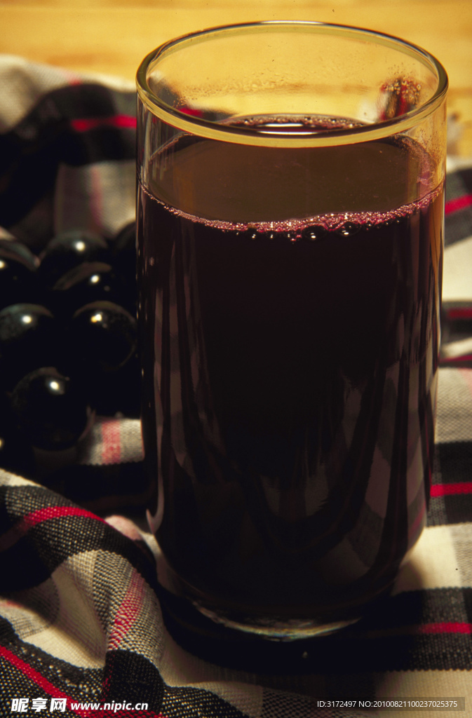 啤酒酒杯