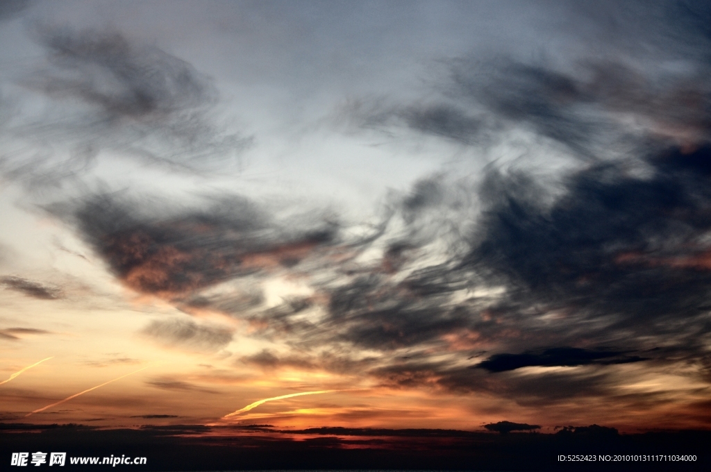 夕陽晚霞