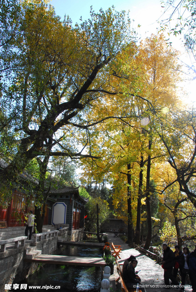 黑龍潭