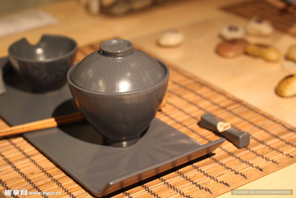 餐具