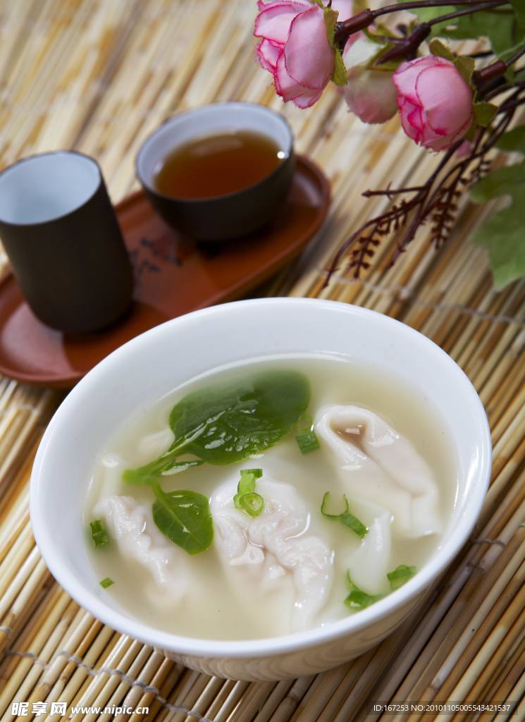 龍抄手