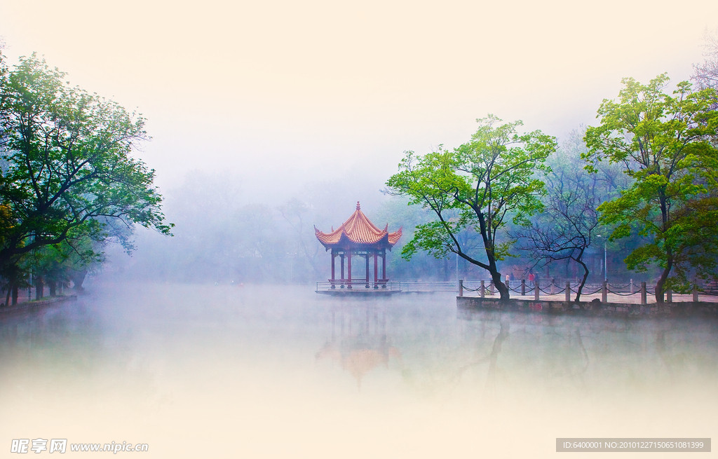 公園小亭