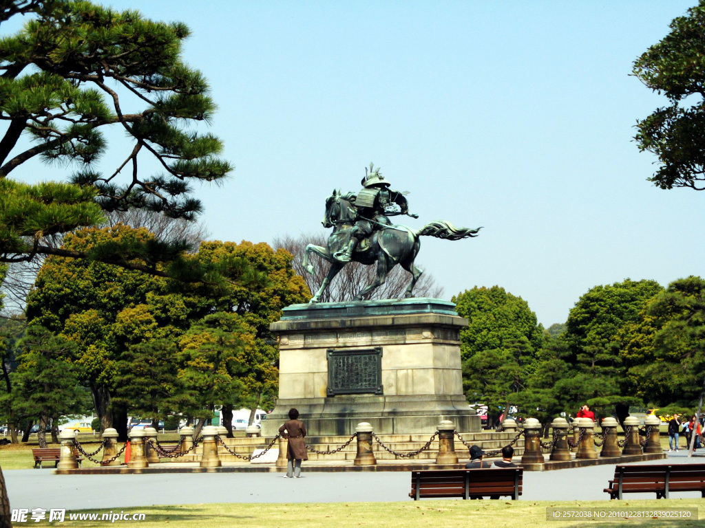 東京