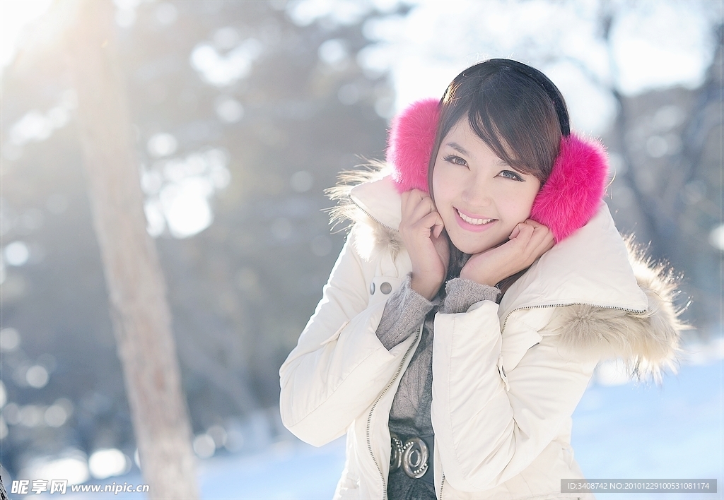 雪中女孩