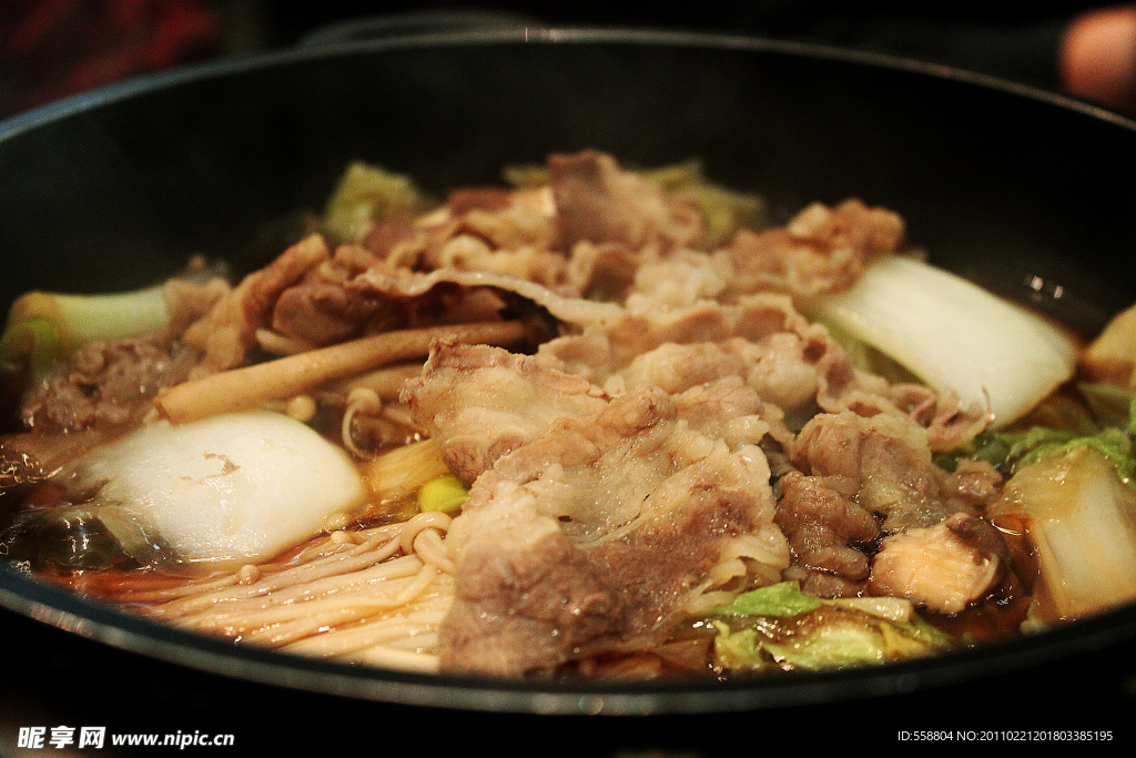 日式肥牛火鍋