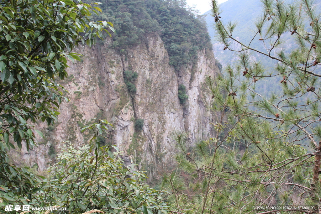 劃巖山風(fēng)景