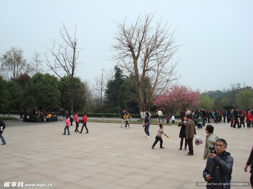 陳列館廣場