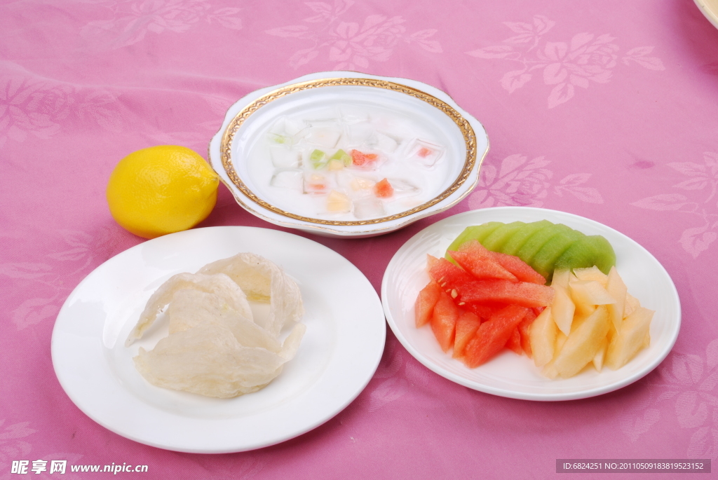 冰鎮(zhèn)燕窩
