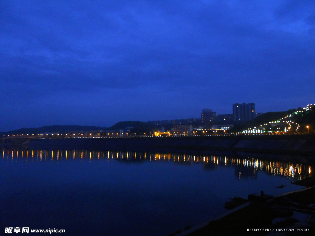 广安思源广场灯火夜景