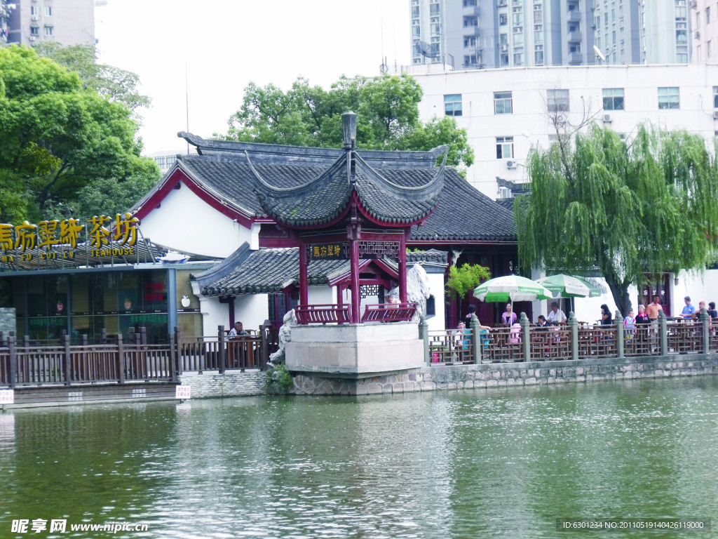 公園古建筑