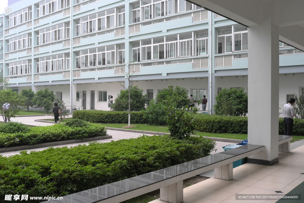 學(xué)校建筑