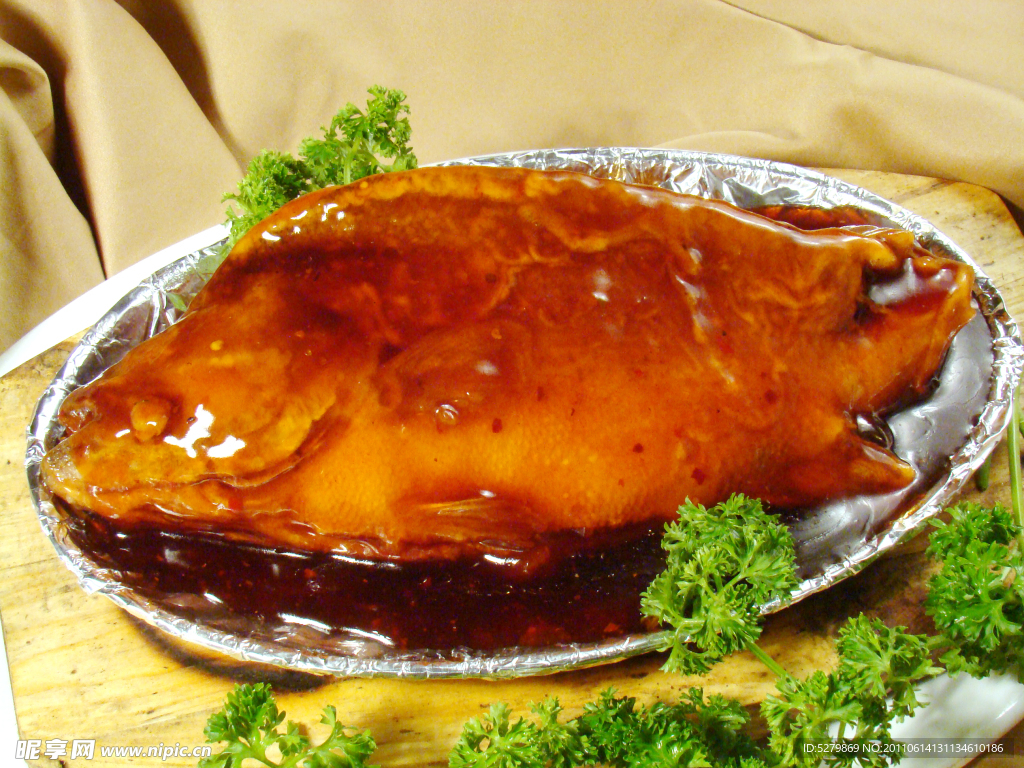 鐵板鱸魚