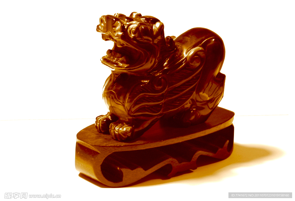 金獅