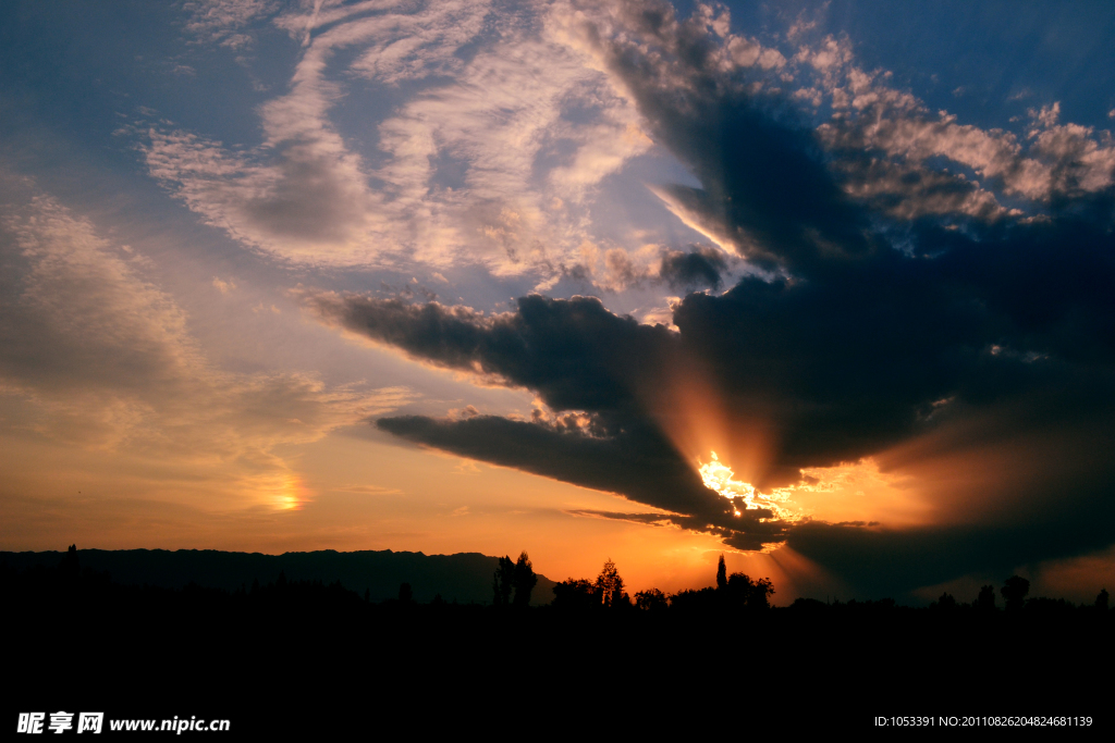 夕陽(yáng)