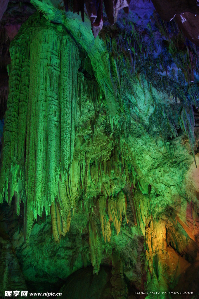神農(nóng)架溶洞
