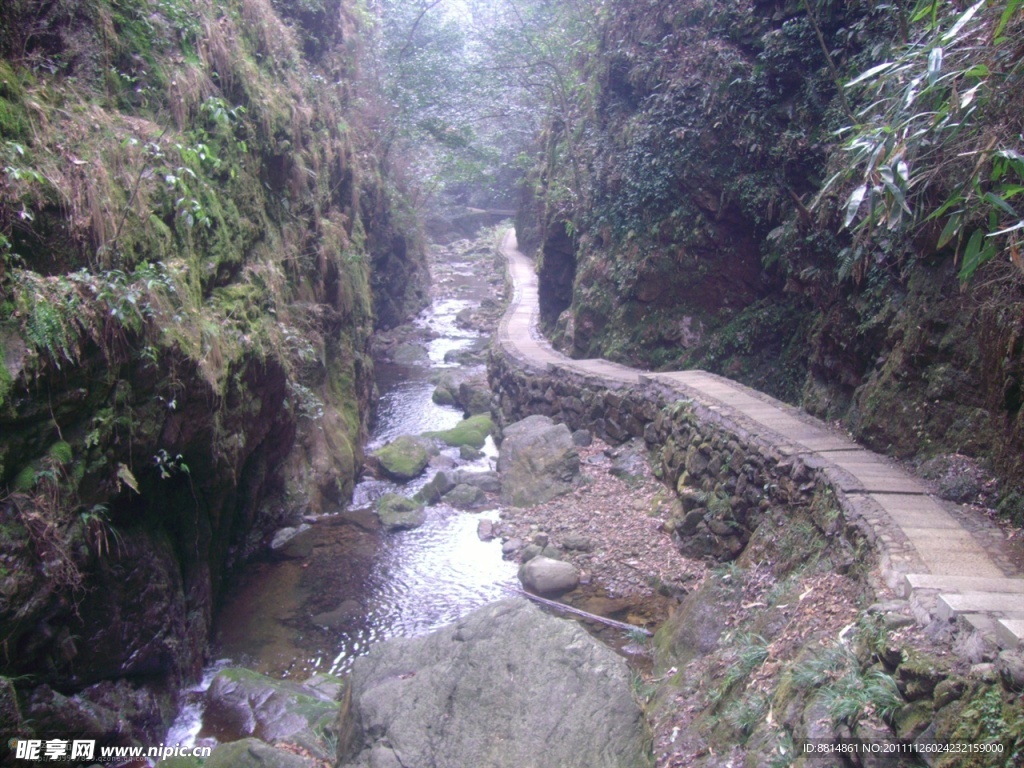 五泄山水 山間