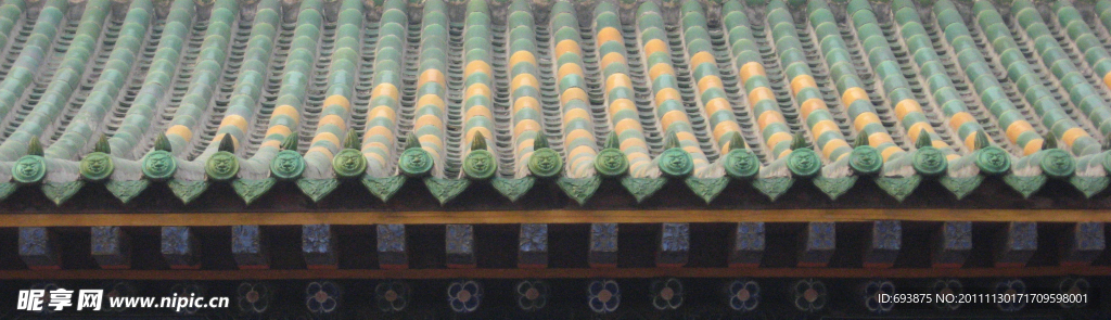 屋檐