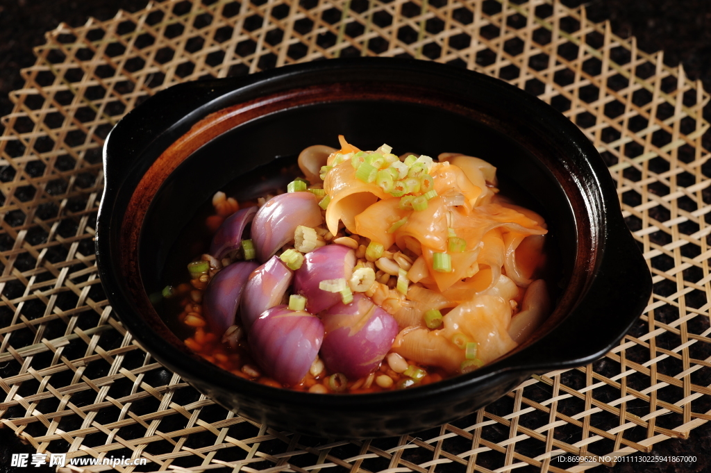 紅蔥頭燕麥煮花膠