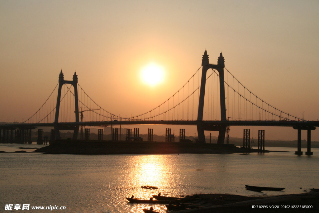 長(zhǎng)沙湘江三汊磯大橋