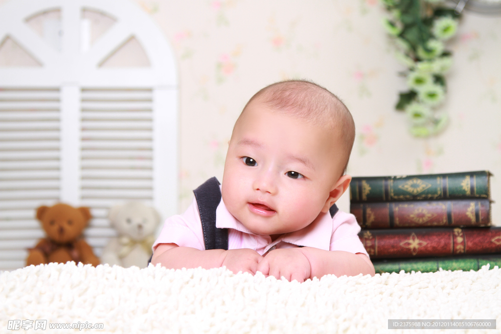 嬰兒
