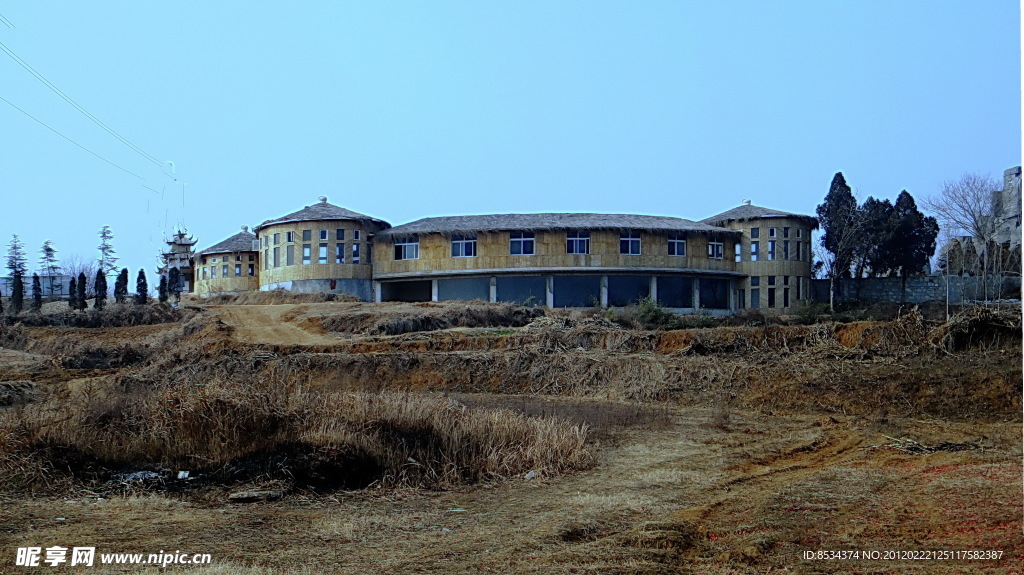 圓形 新村
