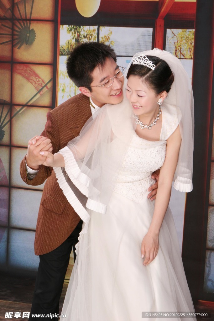 美女婚紗